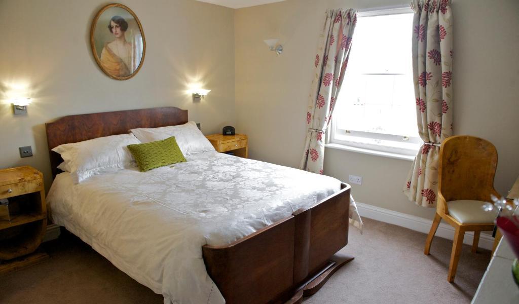 The Bradley Cheltenham Room photo