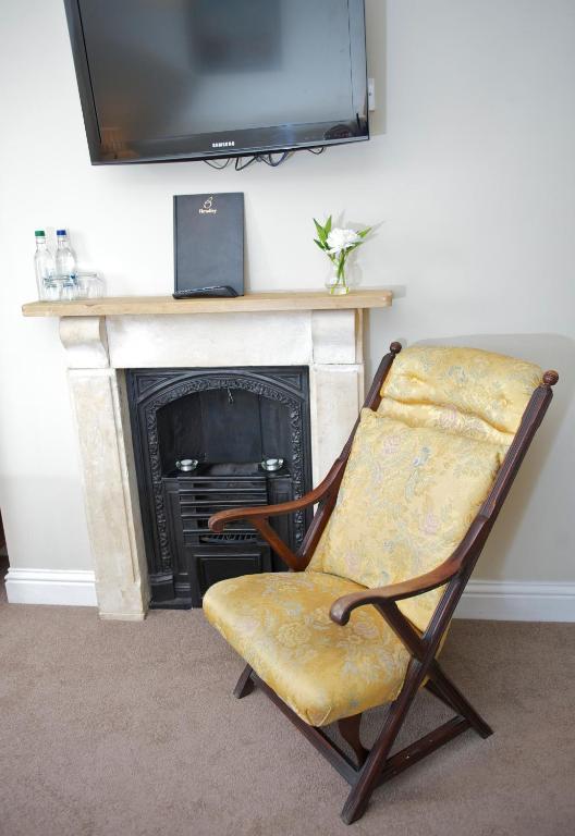 The Bradley Cheltenham Room photo