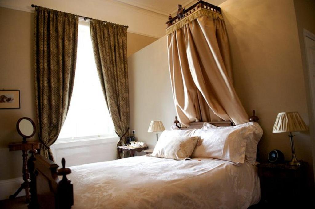 The Bradley Cheltenham Room photo
