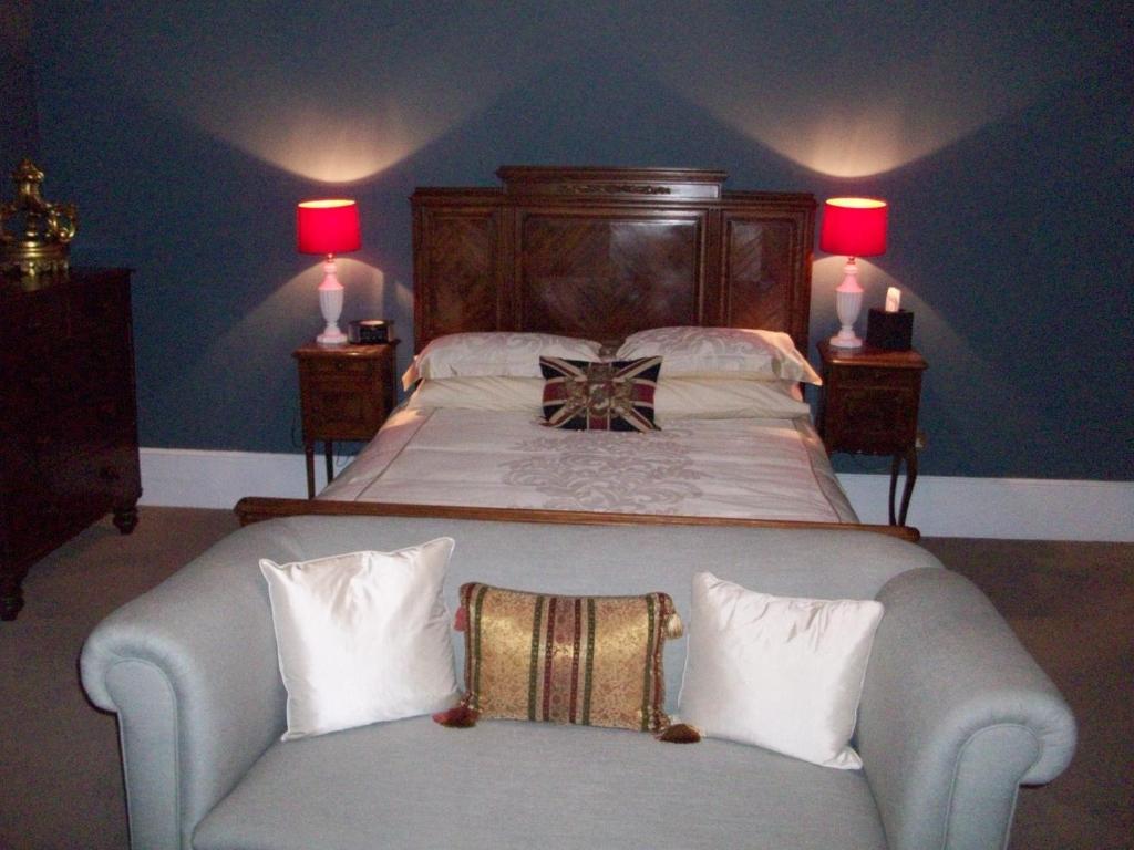 The Bradley Cheltenham Room photo